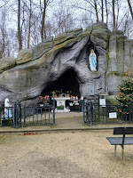 foto van de mariagrot